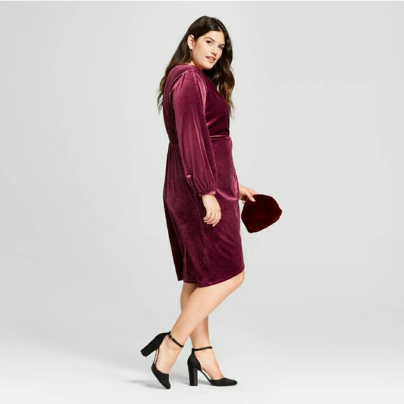 Women's Velvet Twist Wrap Dress - Picture 2 of 3